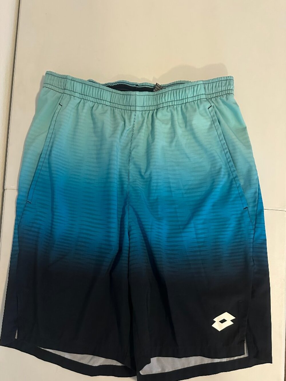 Lotto 4-Way Stretch Gradient Athletic Shorts Men's Large EUC
